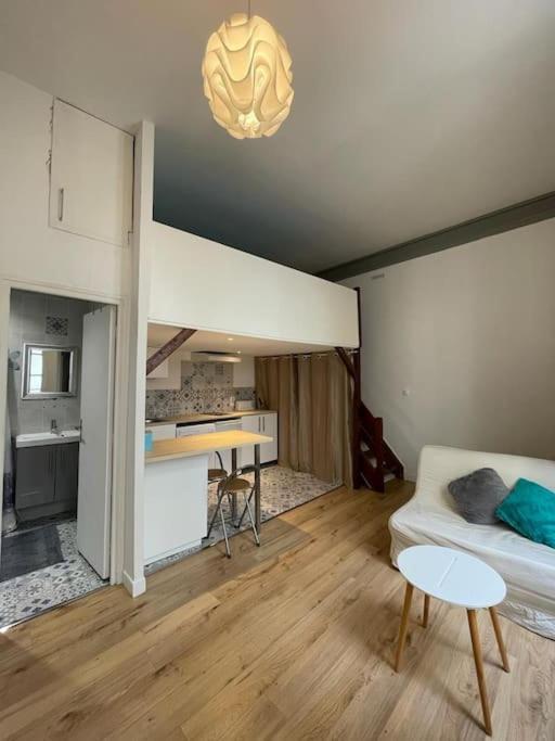 Studio Mezzanine N Dame Versailles Extérieur photo